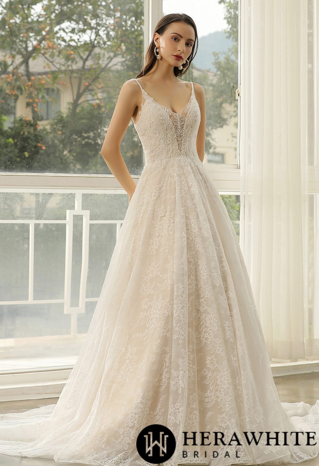 Madedress Robe De Mariage Dentelle Avec Manchons Et Perles - Dos Nu Grande Taille - Élégance Bohème