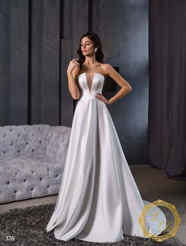 Coffret Cadeau Mariée Matreeglam - Peignoir Satin Col V, Chaussons, Masque Sommeil, Bandeau, Miroir - Ensemble Blanc Doré - 2