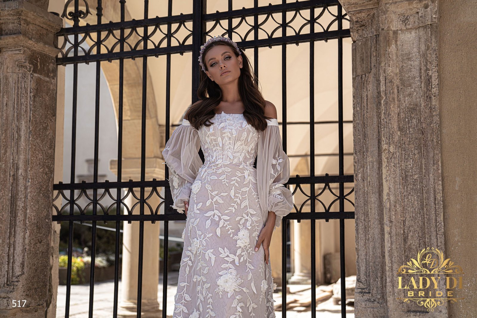 Robe De Mariée Fourreau A Traîne Détachable | Robes de Mariée